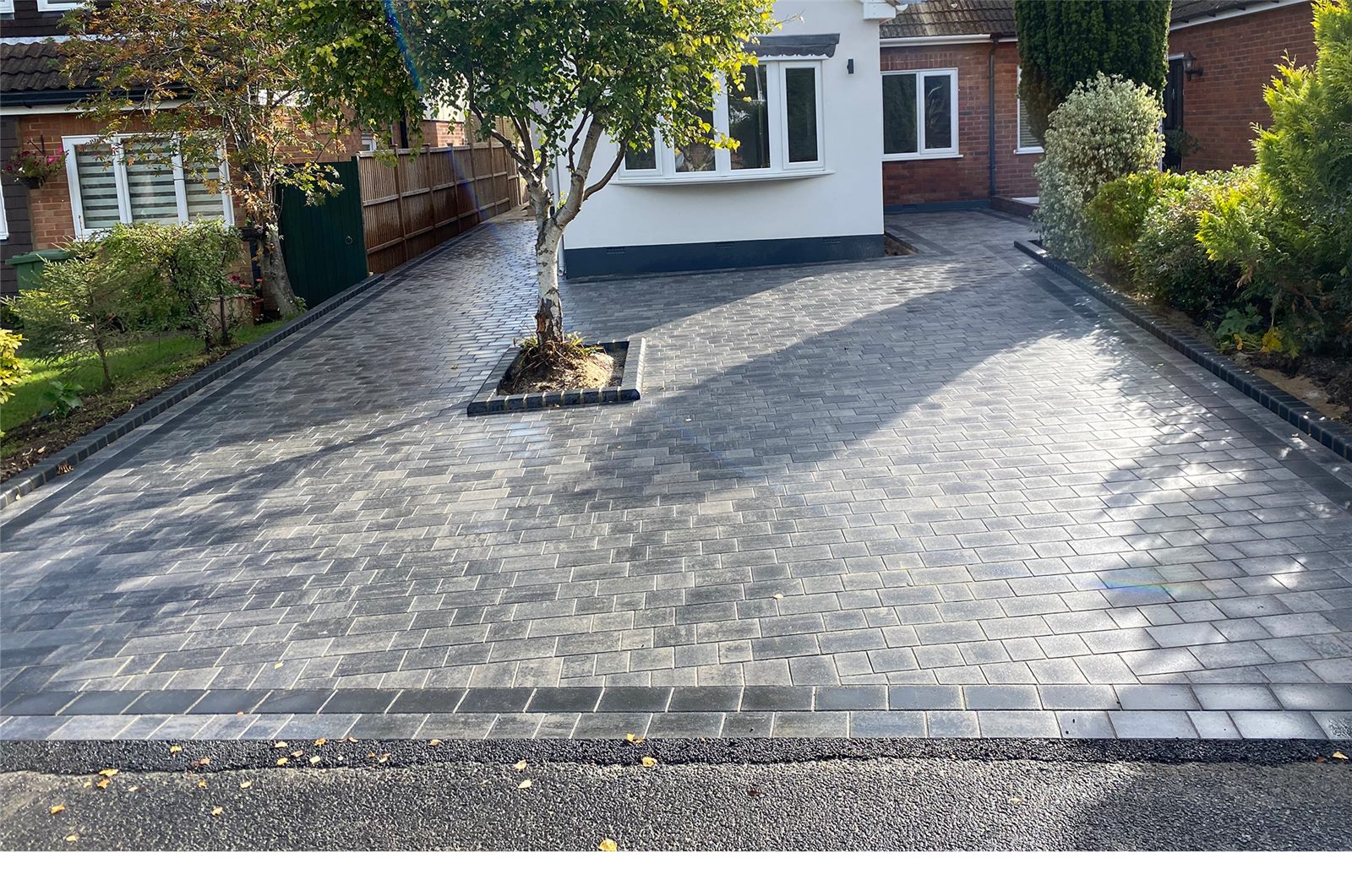 Deal Direct Landscaping team completing a garden project
