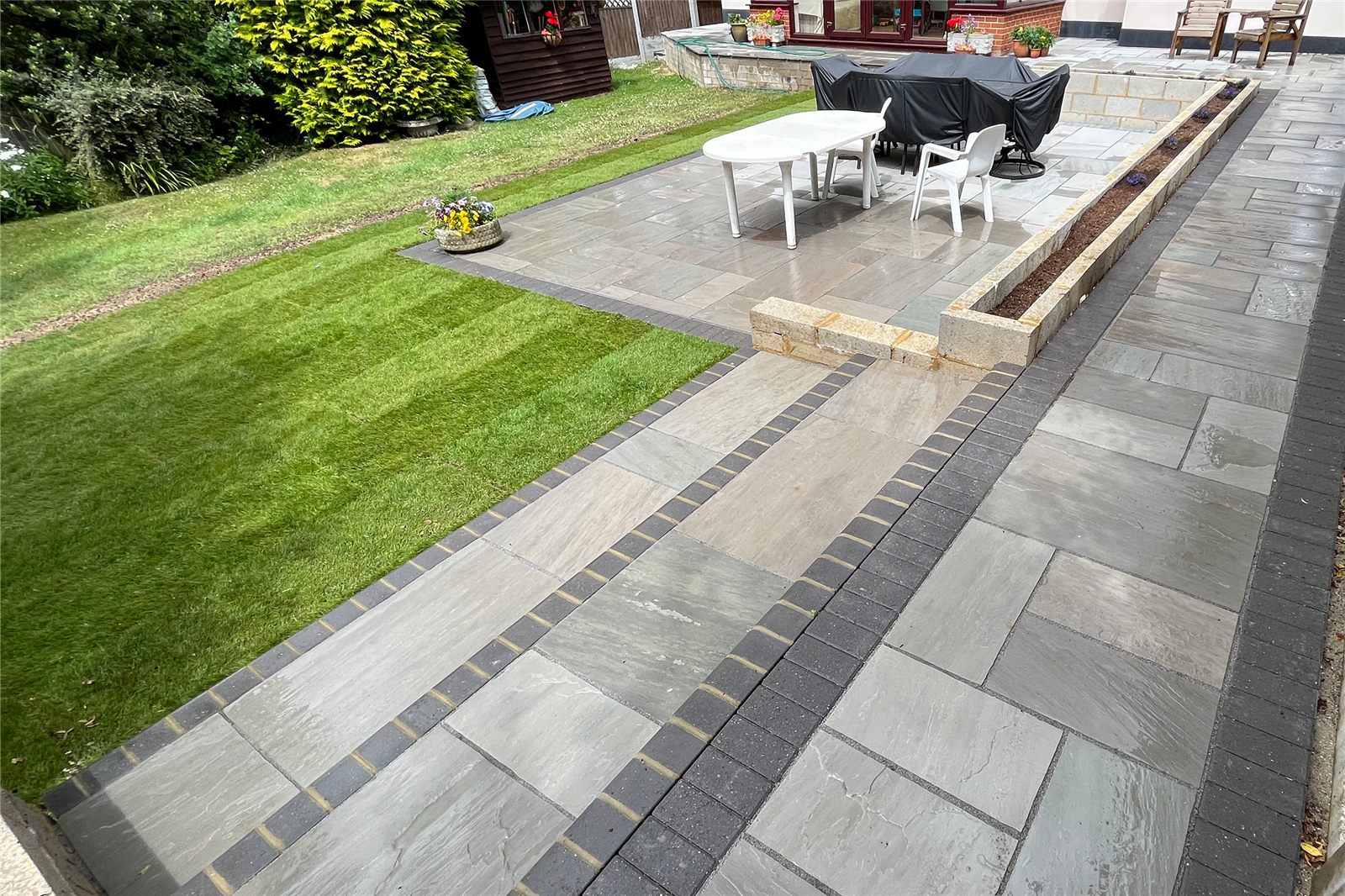 Contemporary Garden Patio &ndash; Patios in Romford, image 2