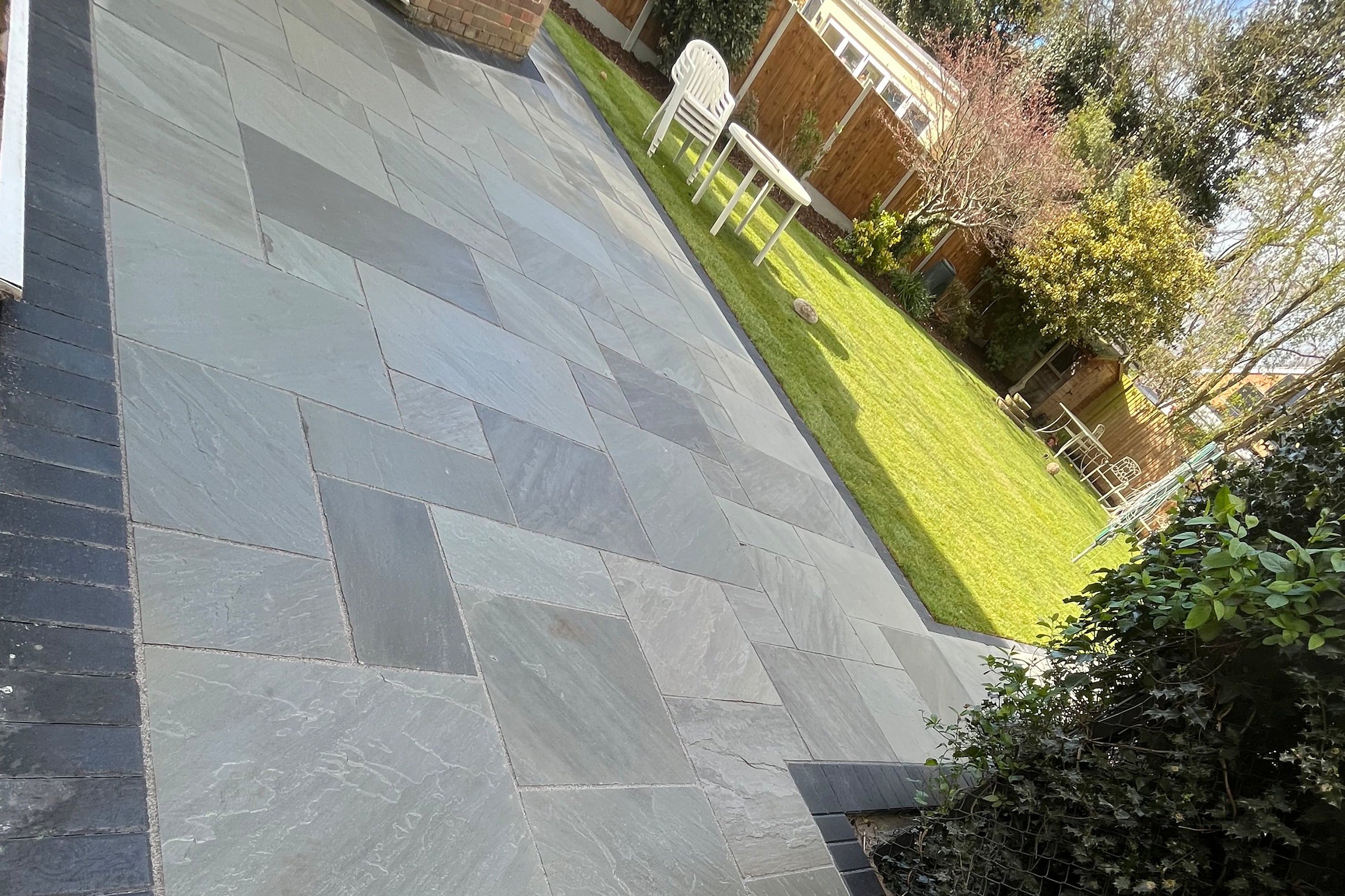 https://ddl-landscaping.co.uk/wp-content/uploads/2023/03/Patio001-2.png